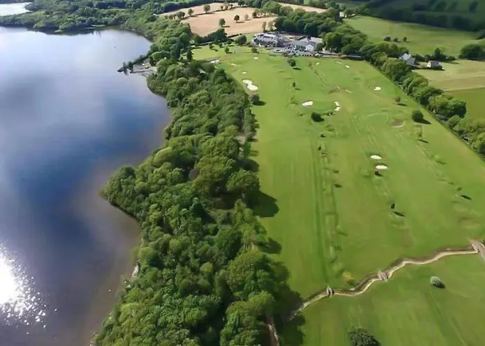 Sheelin Shepherds Hut 2 With Hot Tub Mountnugent